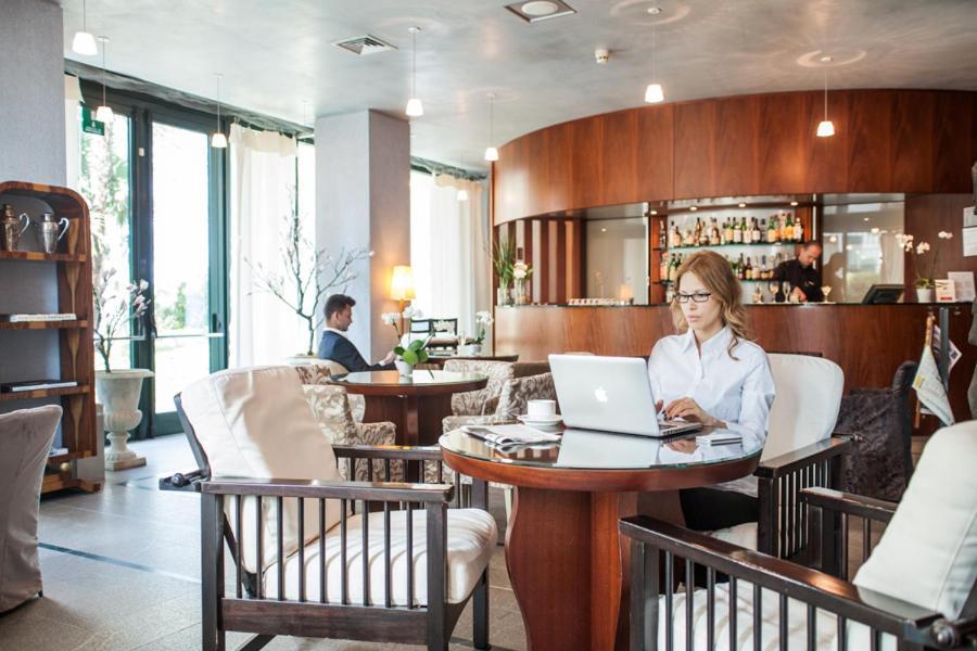 Cosmo Hotel Torri Vimercate Ngoại thất bức ảnh